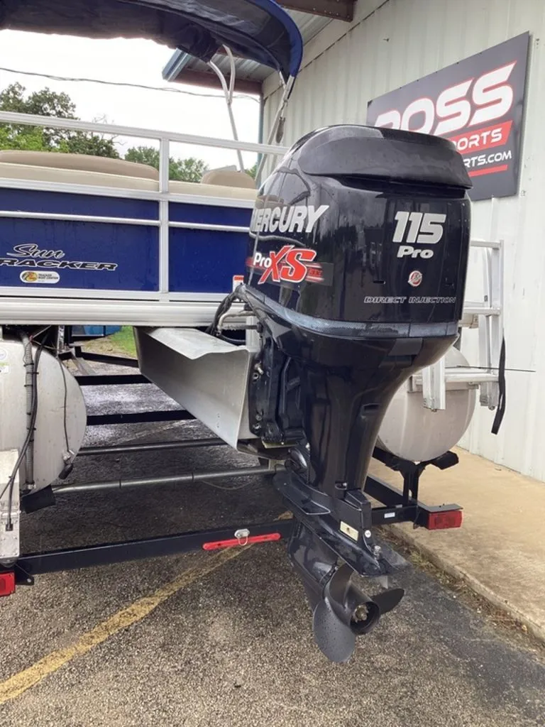 Slide: The Image of 2016 Sun Tracker 22DLX with Mercury 115 Pro XS outboard motor. - 3