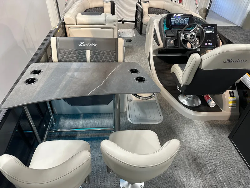 Slide: The Image of Barletta LUSSO 25UEA 2026 - 18