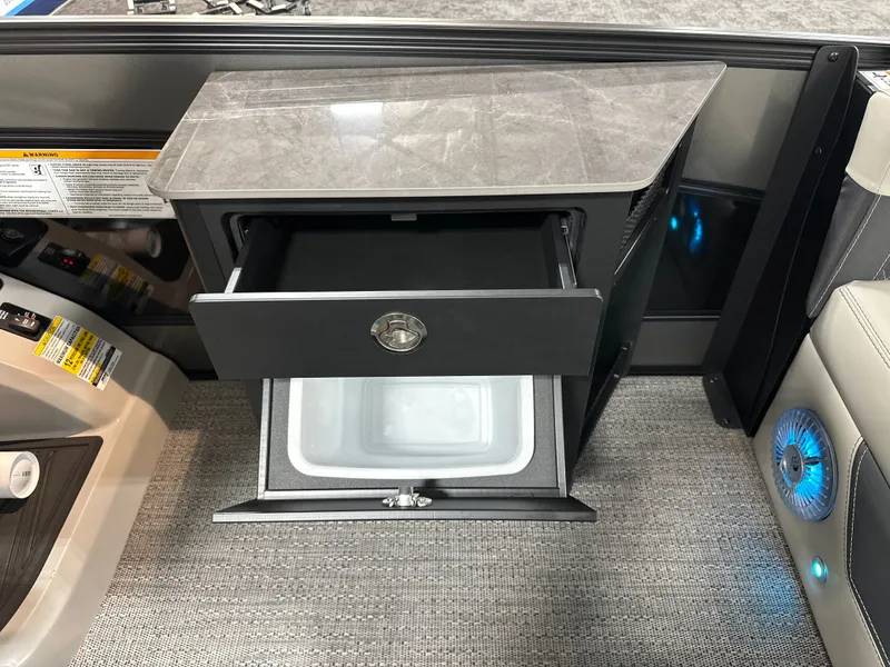 Slide: The Image of Barletta LUSSO 25UEA 2026 - 29