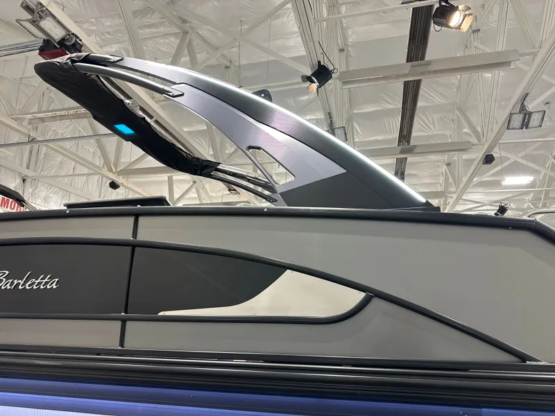 Slide: The Image of Barletta LUSSO 25UEA 2026 - 8