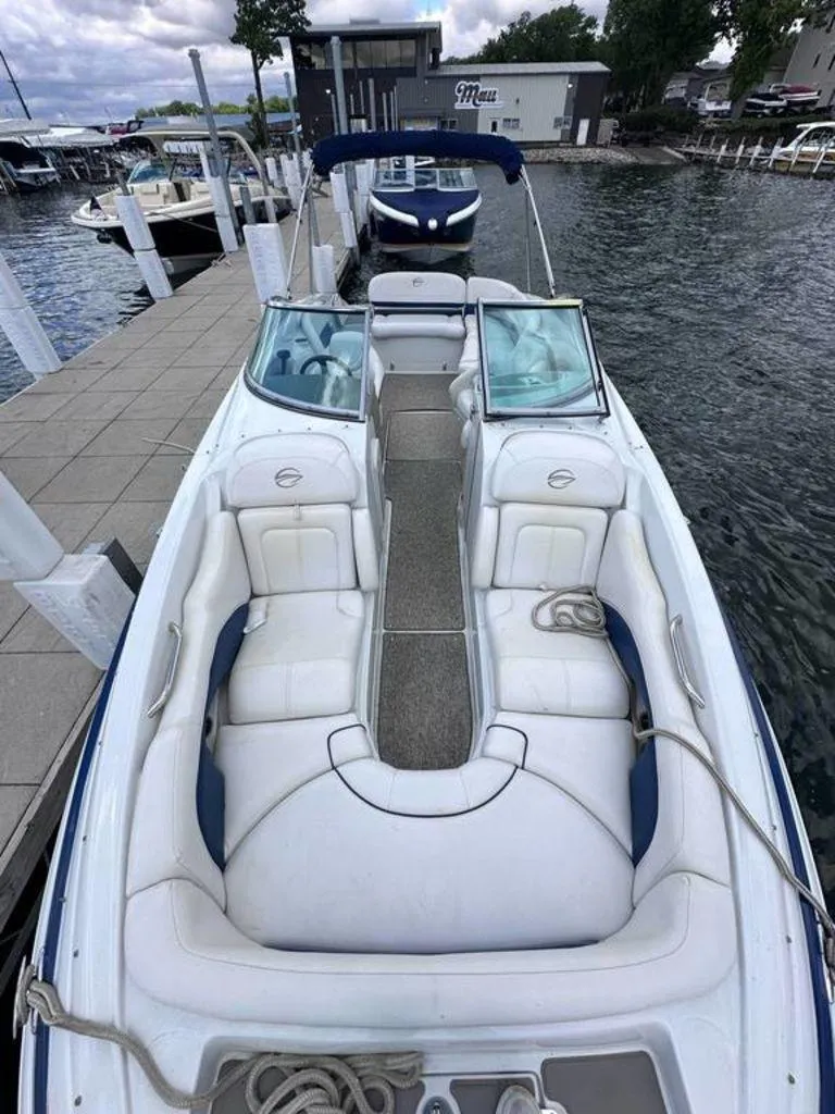 Slide: The Image of Crownline Boats Eclipse E6 2011 - 4