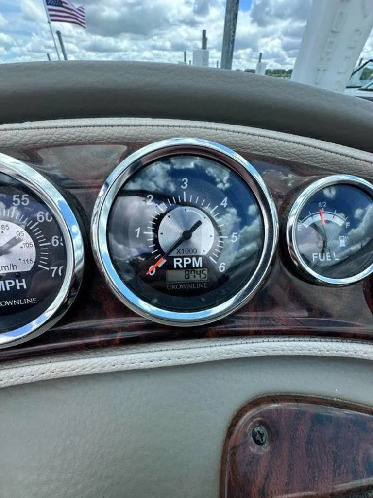 Slide: The Image of Crownline Boats Eclipse E6 2011 - 7