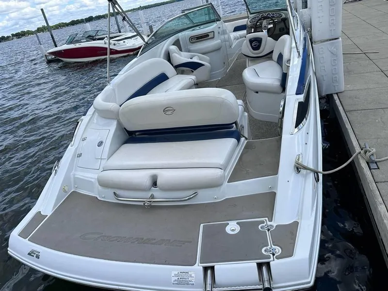 Slide: The Image of Crownline Boats Eclipse E6 2011 - 9