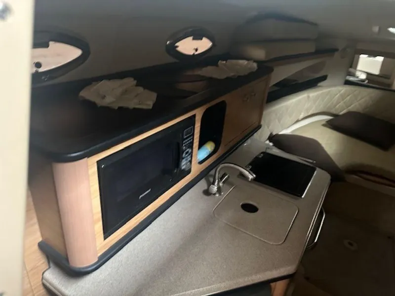 Slide: The Image of Sea Ray Sundancer 260 2006 - 12