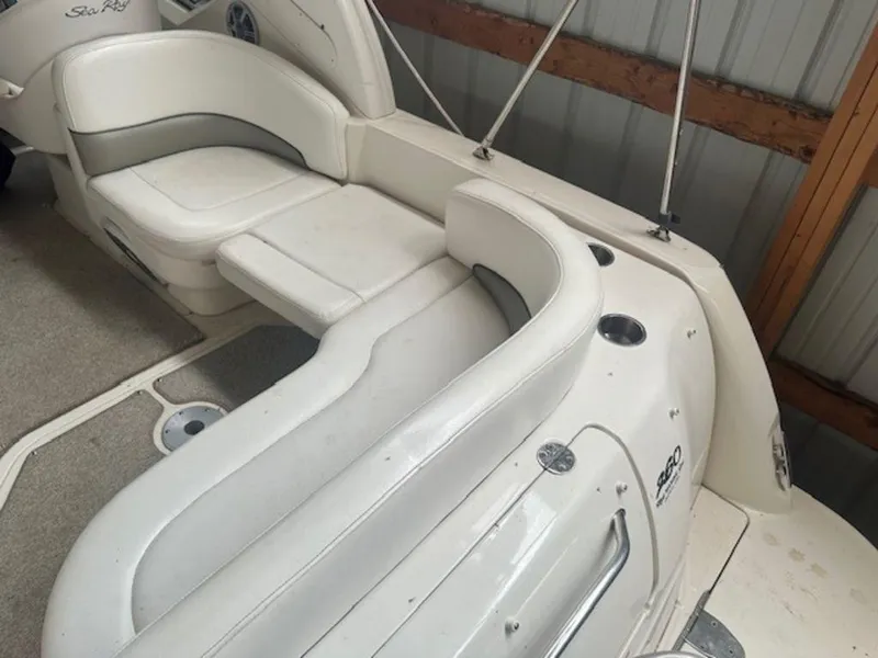 Slide: The Image of Sea Ray Sundancer 260 2006 - 15