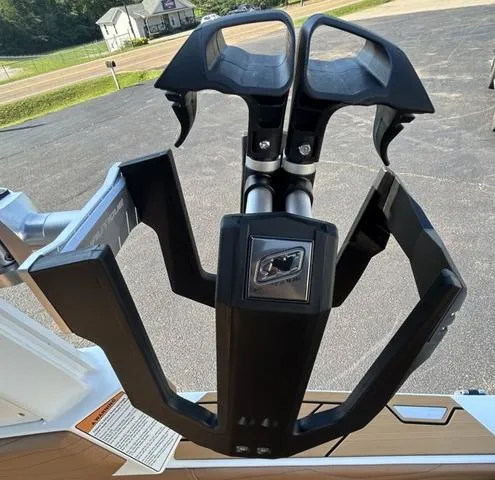 Slide: The Image of Nautique Super Air Nautique G23 2025 - 14