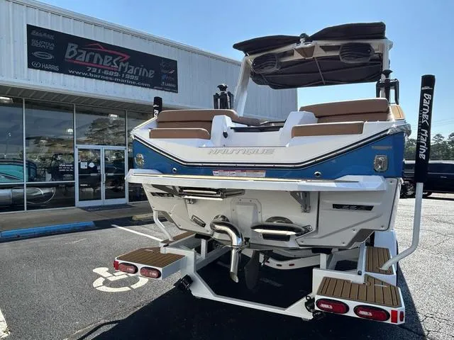 Slide: The Image of Nautique Super Air Nautique G23 2025 - 3