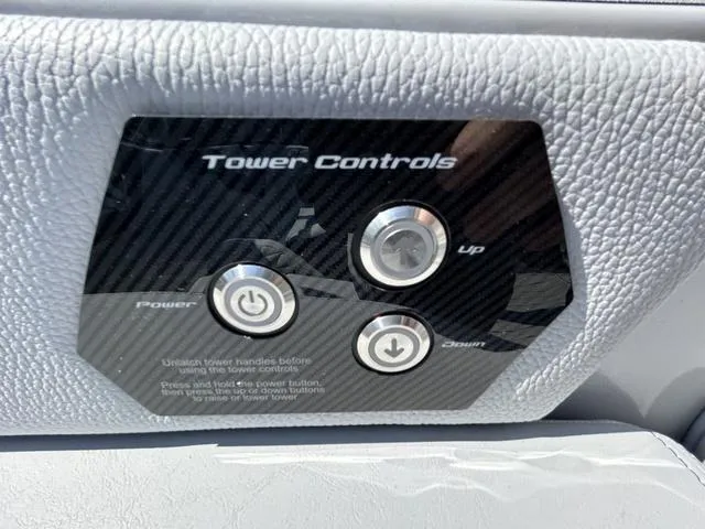 Slide: The Image of Nautique Super Air Nautique GS22 2025 - 17