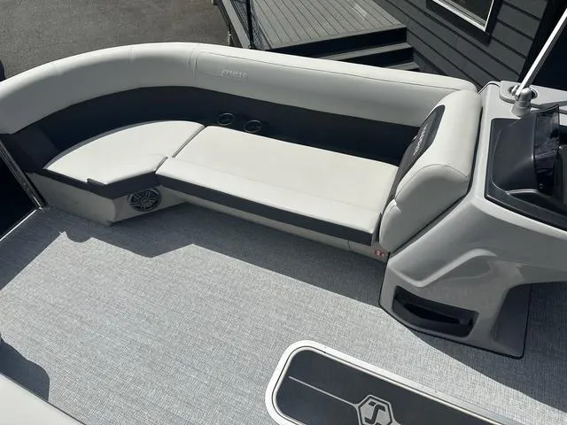 Slide: The Image of Harris CRUISER 230 SL 2025 - 14