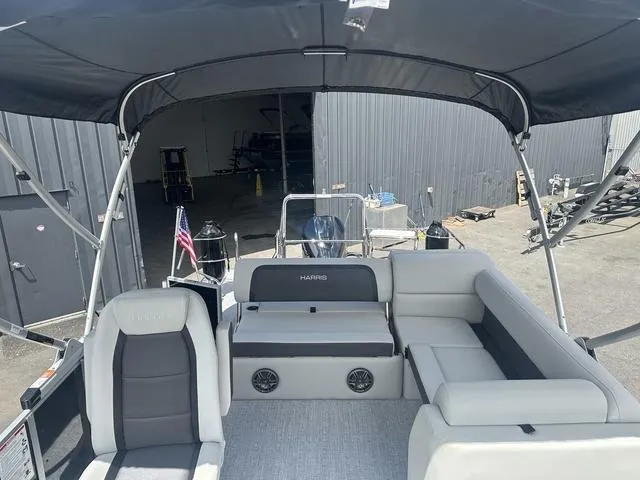 Slide: The Image of Harris CRUISER 230 SL 2025 - 19