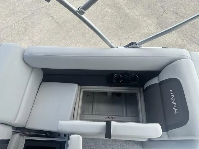 Slide: The Image of Harris CRUISER 230 SL 2025 - 21