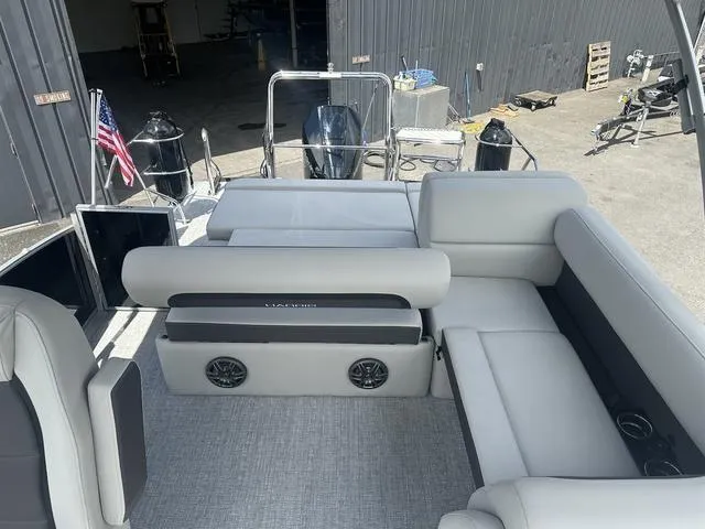 Slide: The Image of Harris CRUISER 230 SL 2025 - 23