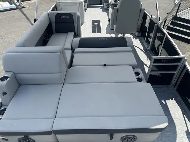 Slide: The Image of Harris CRUISER 230 SL 2025 - 27