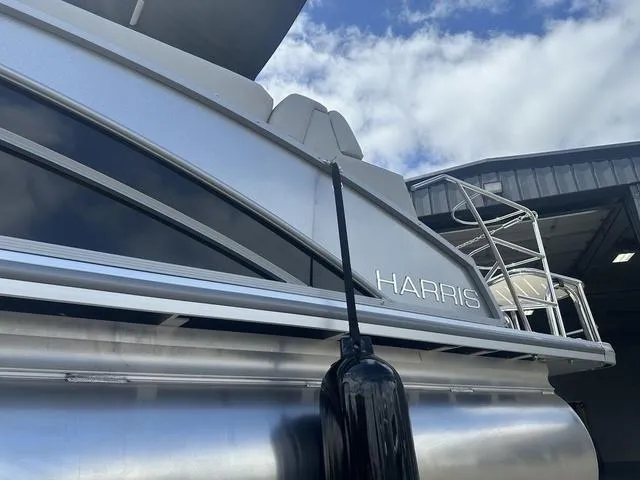 Slide: The Image of Harris CRUISER 230 SL 2025 - 9