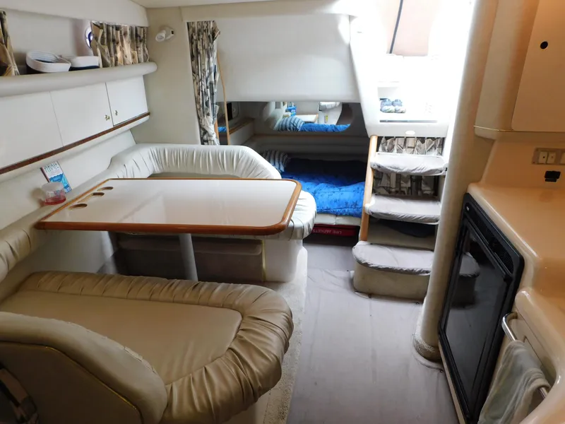 Slide: The Image of Sea Ray 330 Sundancer 1997 - 93