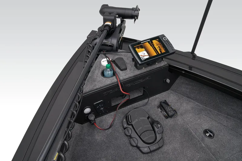 Slide: The Image of Tracker Targa V-19 WT 2025 - 19