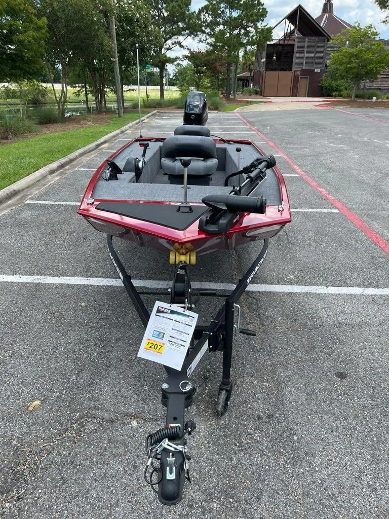 Slide: The Image of 2025 Tracker Panfish 17 boat on trailer in parking lot. - 6