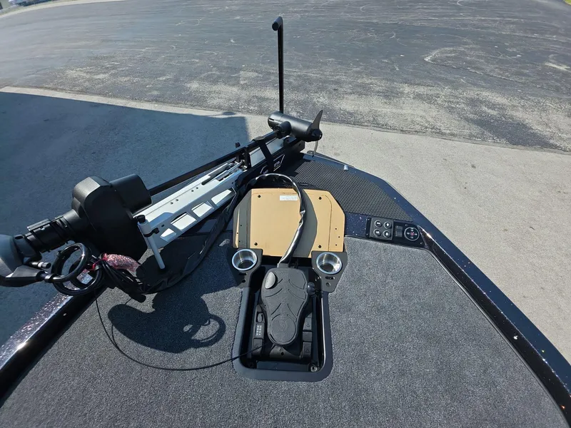 Slide: The Image of Front deck of 2026 iKon LX21 boat with trolling motor and control panel. - 22