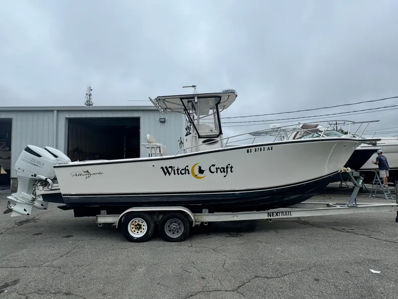 The Image of Albemarle 26 Cc 1995 - 0