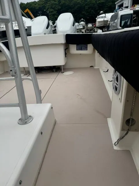 Slide: The Image of Albemarle 26 Cc 1995 - 18