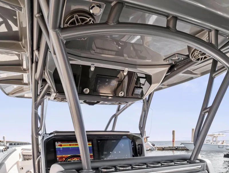 Slide: The Image of Third Garmin Screen above for passenger viewing! - 3