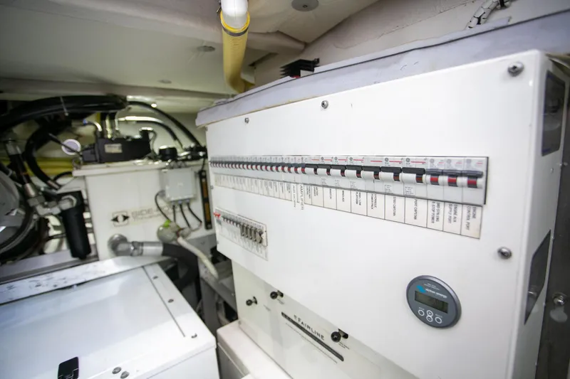 Slide: The Image of Fairline Squadron 65 2014 - 40