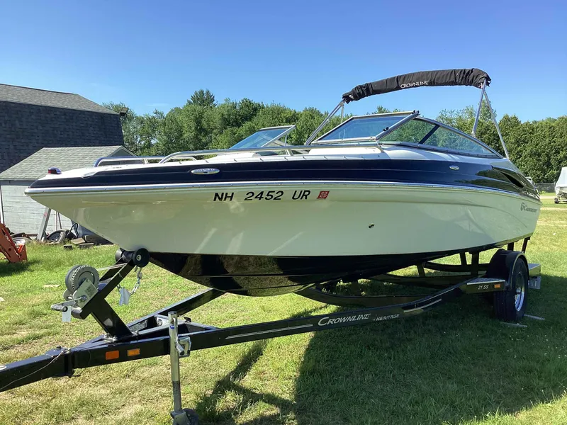 Slide: The Image of Crownline Boats 21 SS 2013 - 4