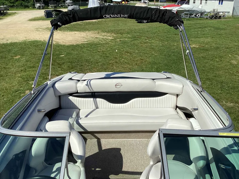 Slide: The Image of Crownline Boats 21 SS 2013 - 9