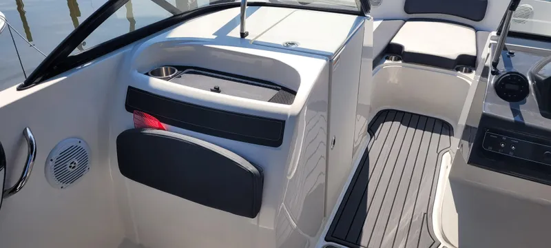 Slide: The Image of 2020 Bayliner VR5 Bowrider OB interior with seating, cup holder, and speaker. - 34