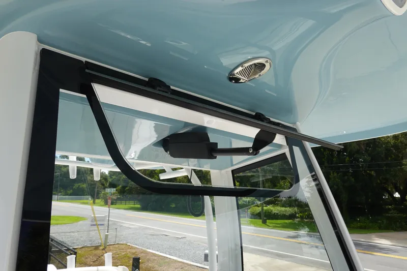 Slide: The Image of 2026 Sea Hunt Gamefish 25 boat windshield and roof detail. - 22