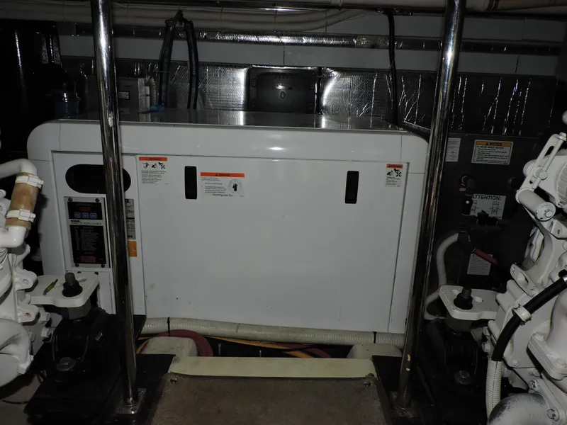 Slide: The Image of Carver Yachts 56 Voyager SE 2010 - 65