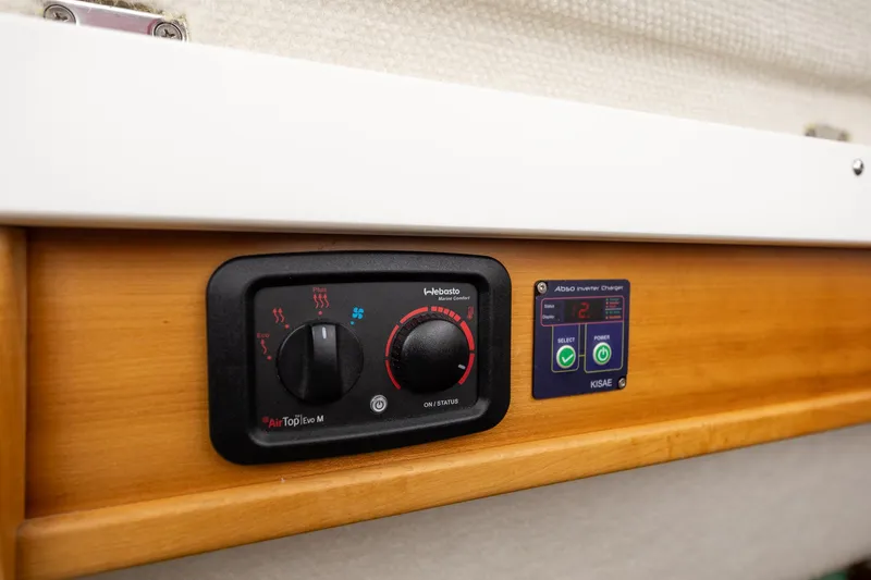 Slide: The Image of Control panel in a 2017 Cutwater C-302 Sport Coupe boat interior. - 30