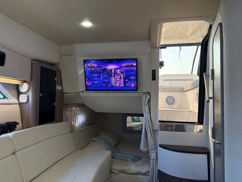 Slide: The Image of Regal 35 Sport Coupe 2021 - 26