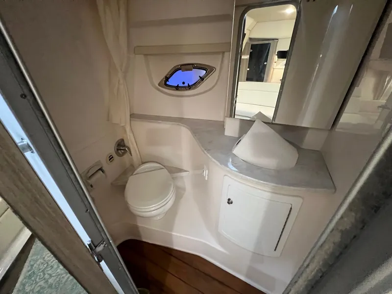 Slide: The Image of Regal 35 Sport Coupe 2021 - 28