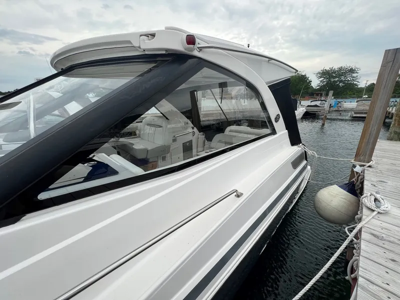 Slide: The Image of Regal 35 Sport Coupe 2021 - 7