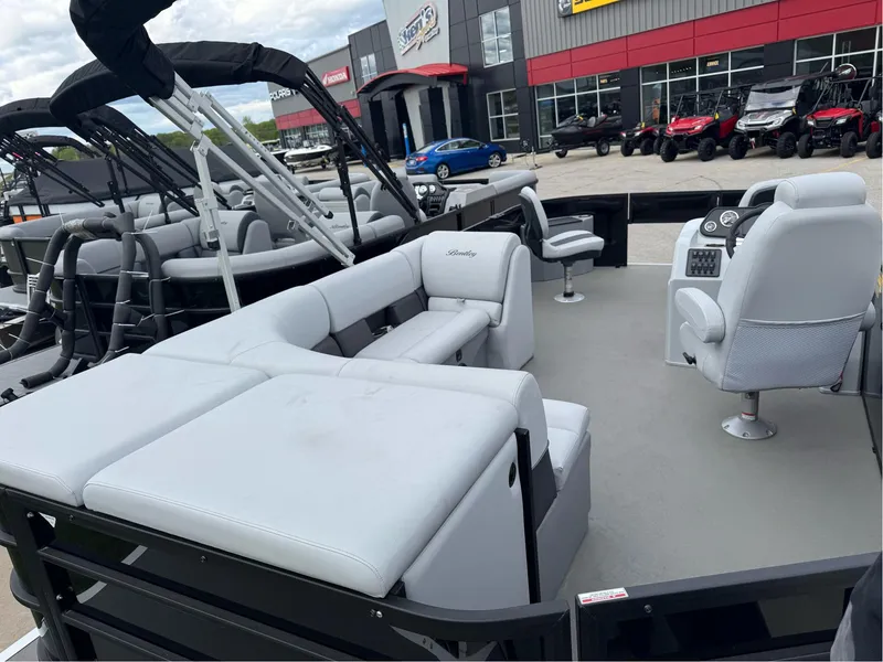 Slide: The Image of Bentley Pontoons FISH 200 FORWARD FISH 2023 - 15