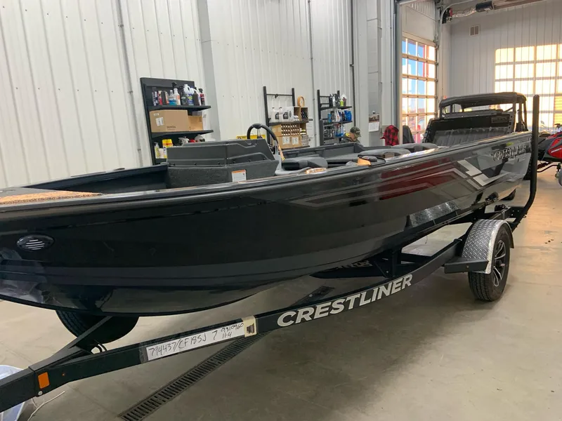 Slide: The Image of Crestliner 1850 FISH HAWK SC JUMP SEAT 2025 - 2