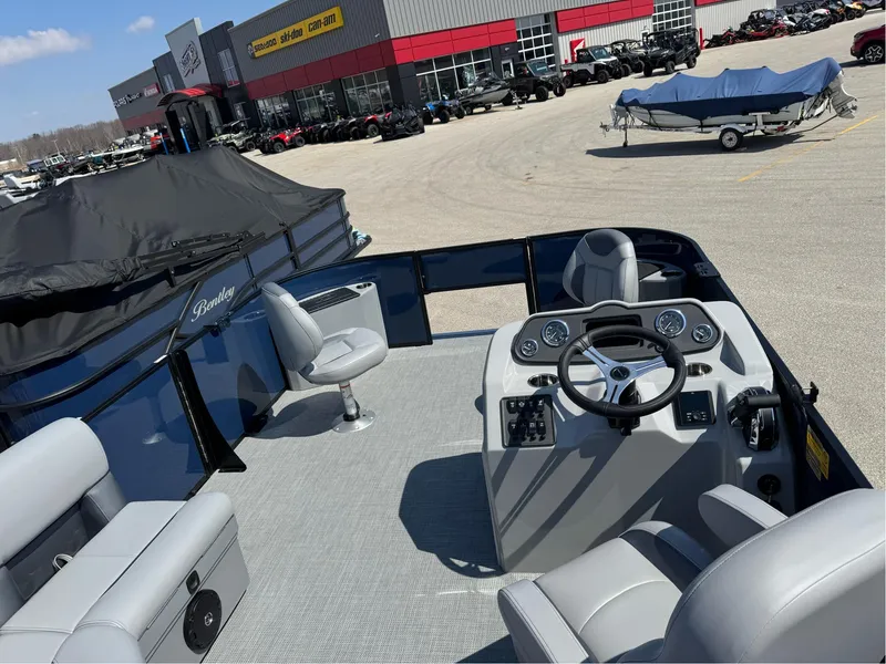 Slide: The Image of Bentley Pontoons LE 180 3 POINT 2025 - 4