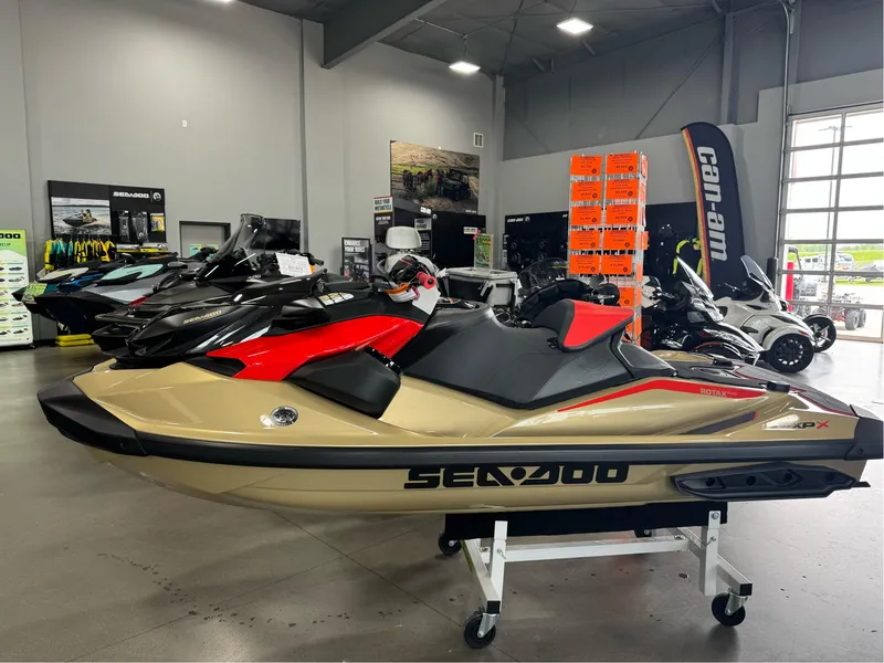 The Image of Sea-Doo RXP-X 325 Tech Package 2025 - 1
