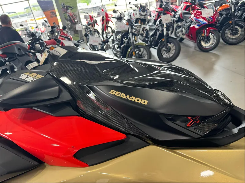 Slide: The Image of Sea-Doo RXP-X 325 Tech Package 2025 - 4