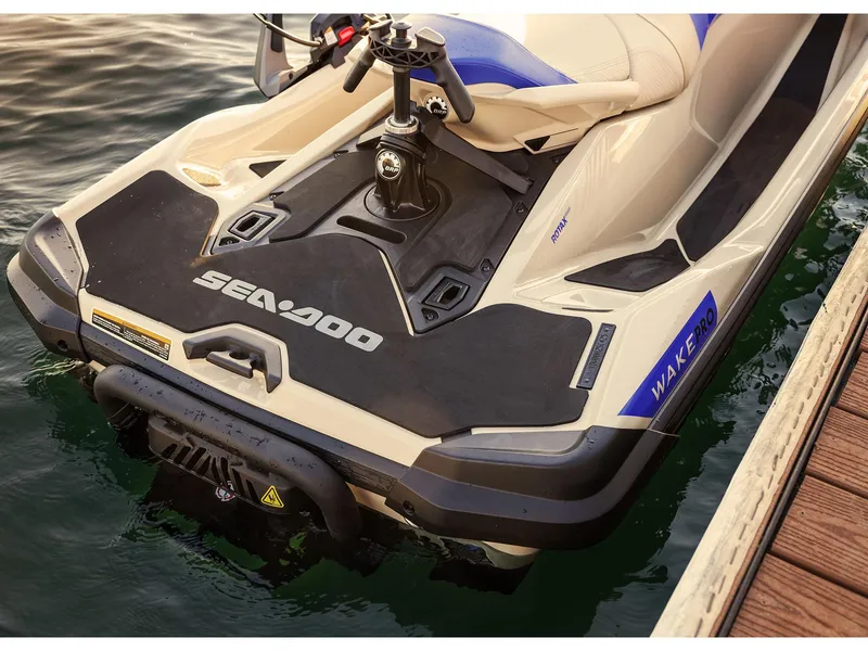 Slide: The Image of Sea-Doo Wake Pro 230 2025 - 17