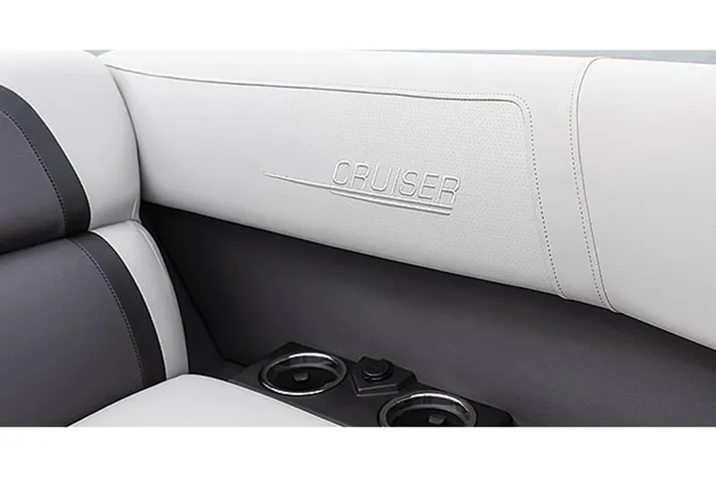 Slide: The Image of Harris Cruiser 230 2025 - 16