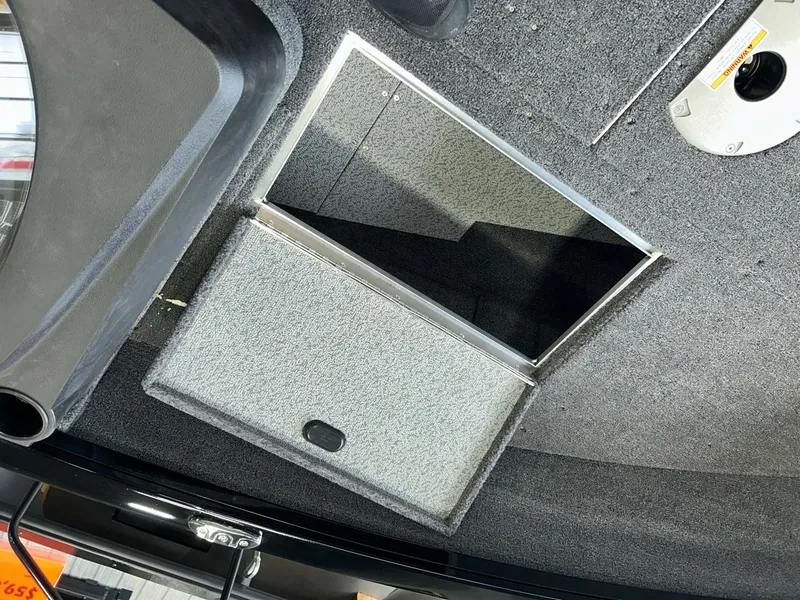 Slide: The Image of Crestliner 1750 Hawk 2024 - 14