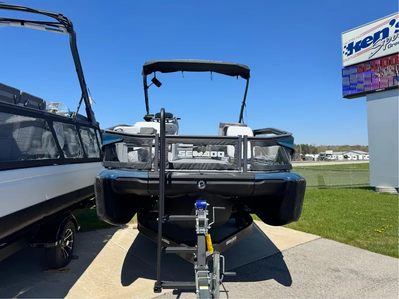 Slide: The Image of Sea-Doo Switch Sport 21 2024 - 2