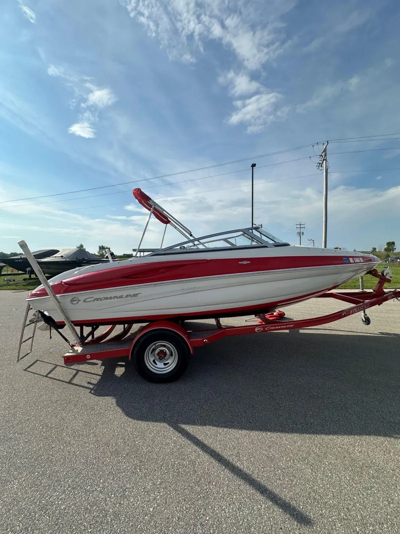 Slide: The Image of Crownline Boats 195 SS 2009 - 2