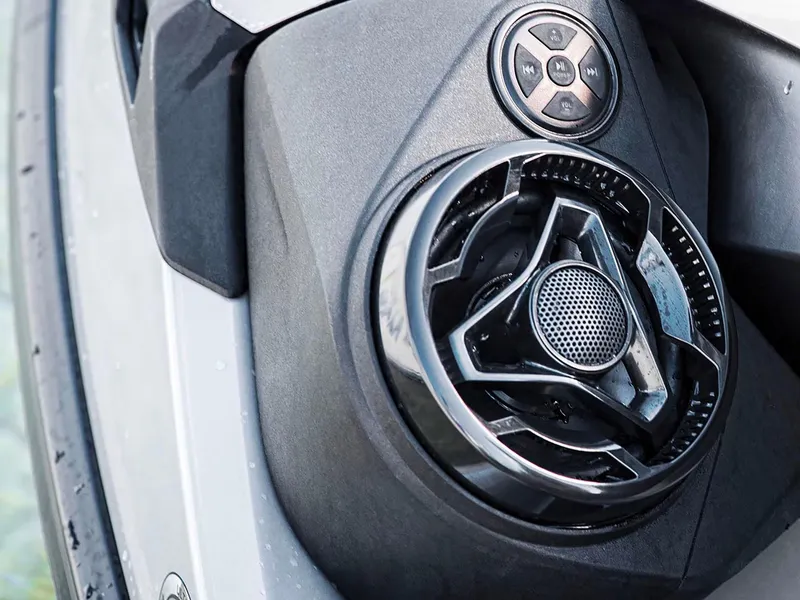 Slide: The Image of Sea-Doo GTX 230 Tech Package, audio, iDF, iBR 2025 - 4