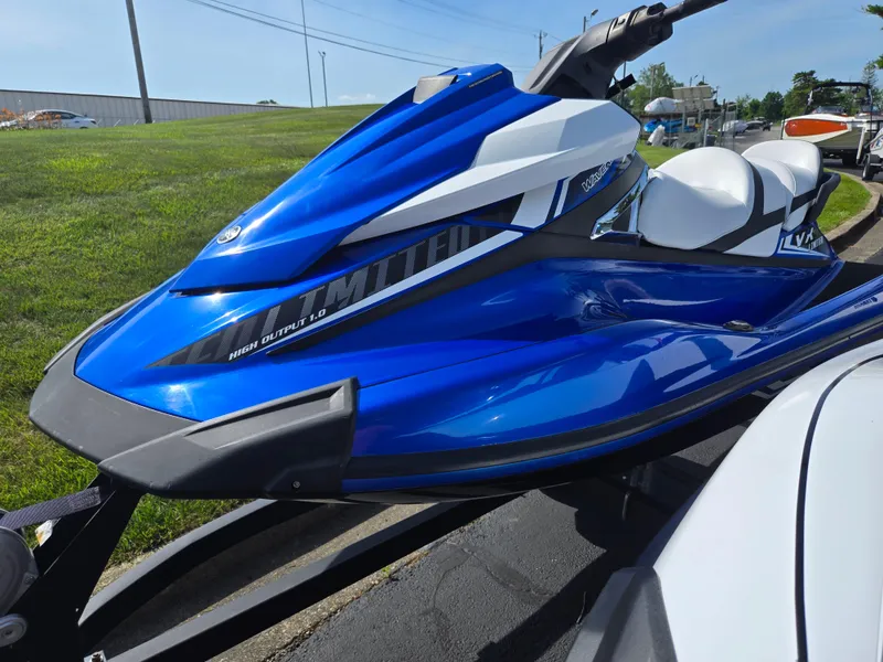 Slide: The Image of 2017 Yamaha WaveRunner VX Limited in blue, parked on a trailer. - 5