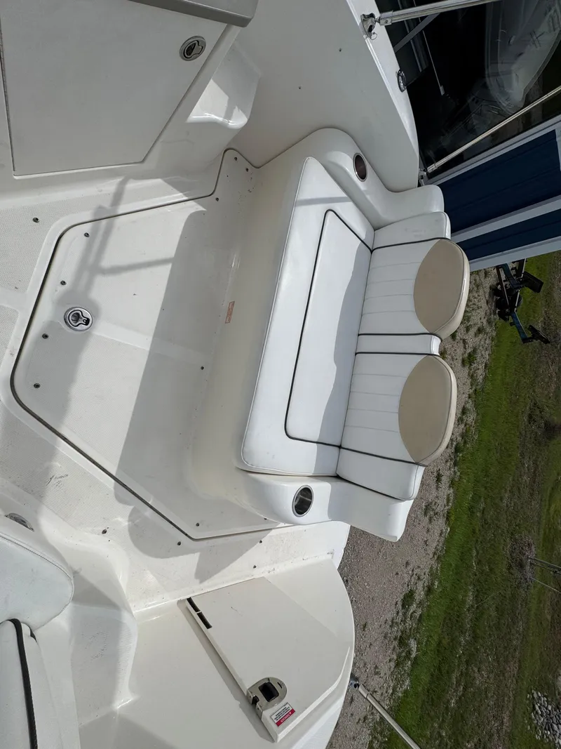 Slide: The Image of Sea Ray 240 Sundancer 2008 - 4