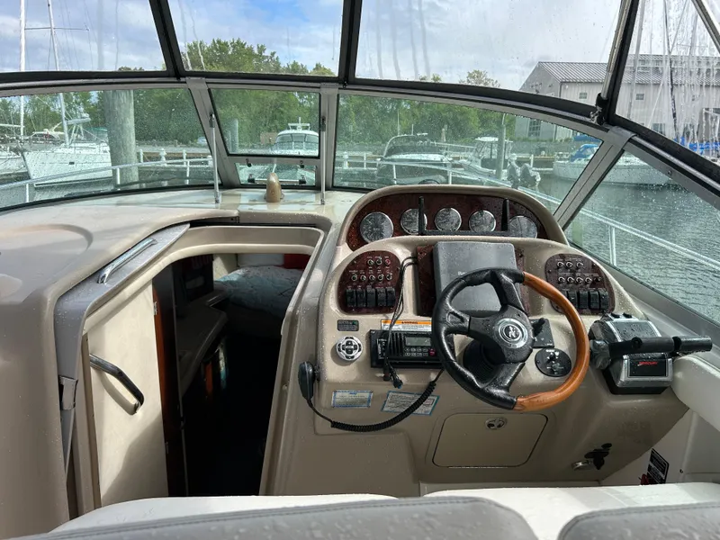 Slide: The Image of Sea Ray 300 Sundancer 2005 - 2