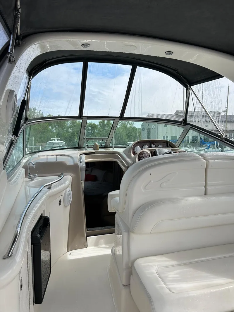 Slide: The Image of Sea Ray 300 Sundancer 2005 - 3